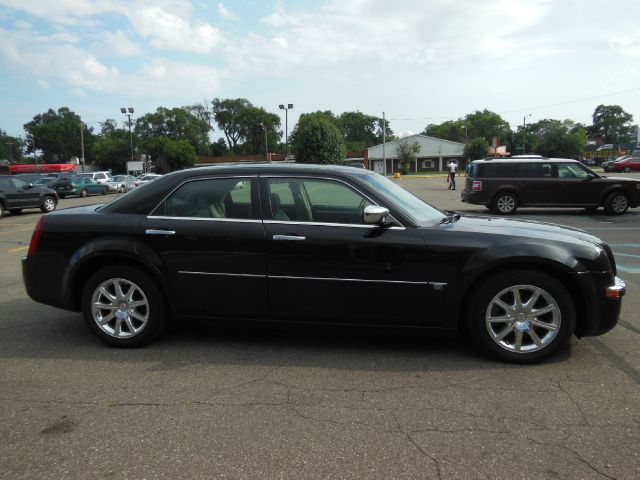 2007 Chrysler 300C Regular Cab