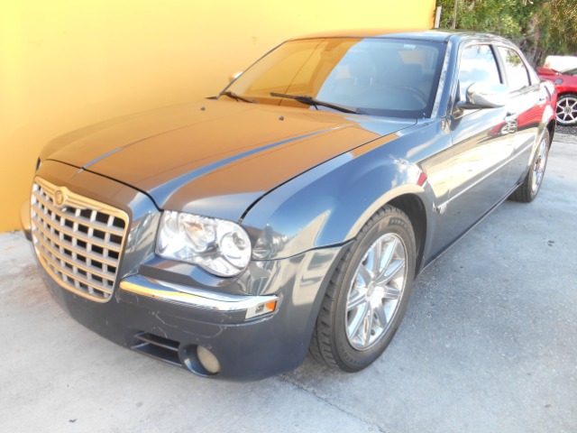 2007 Chrysler 300C Regular Cab