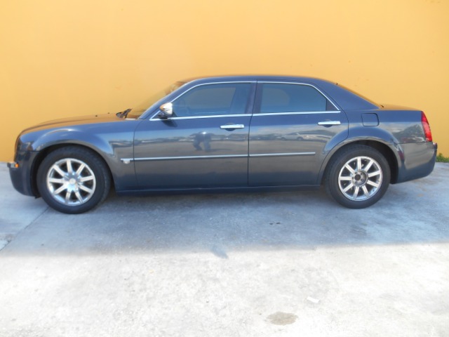 2007 Chrysler 300C Regular Cab