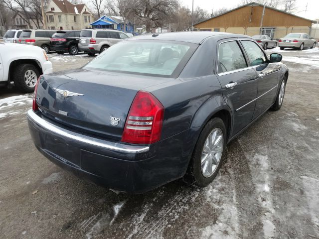 2007 Chrysler 300C EX-L W/dvd System