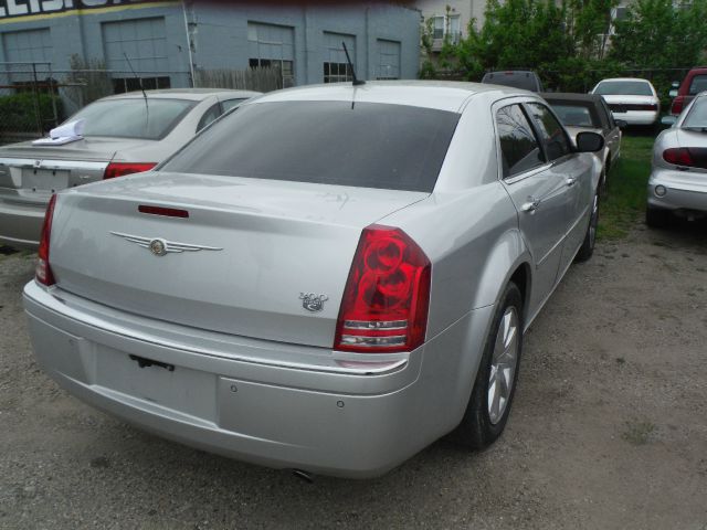 2008 Chrysler 300C Regular Cab