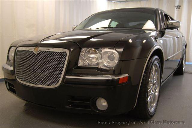2008 Chrysler 300C GT LOW Miles