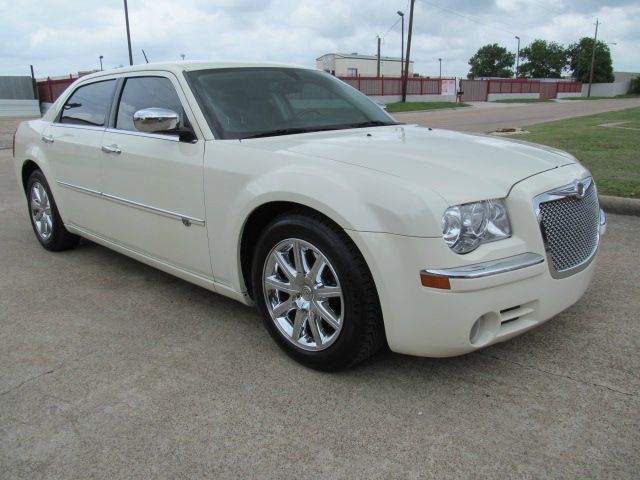 2008 Chrysler 300C Regular Cab