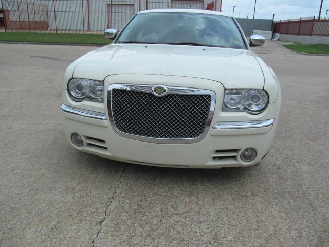 2008 Chrysler 300C Regular Cab