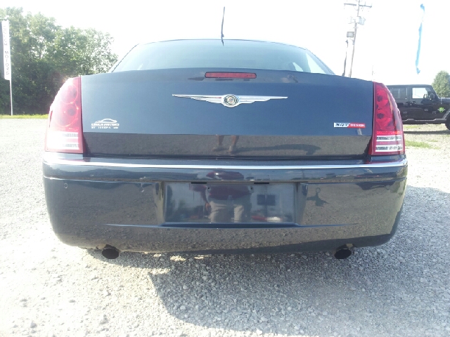 2008 Chrysler 300C C320w