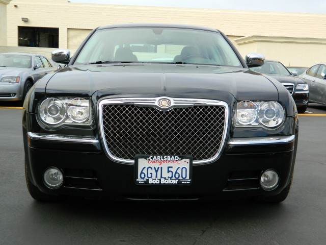2009 Chrysler 300C Base