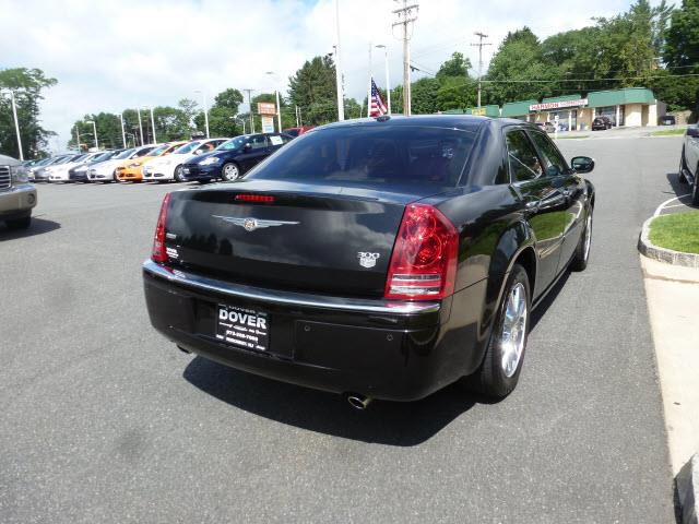 2010 Chrysler 300C C320w