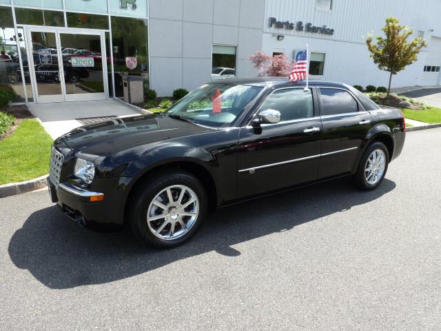 2010 Chrysler 300C C320w