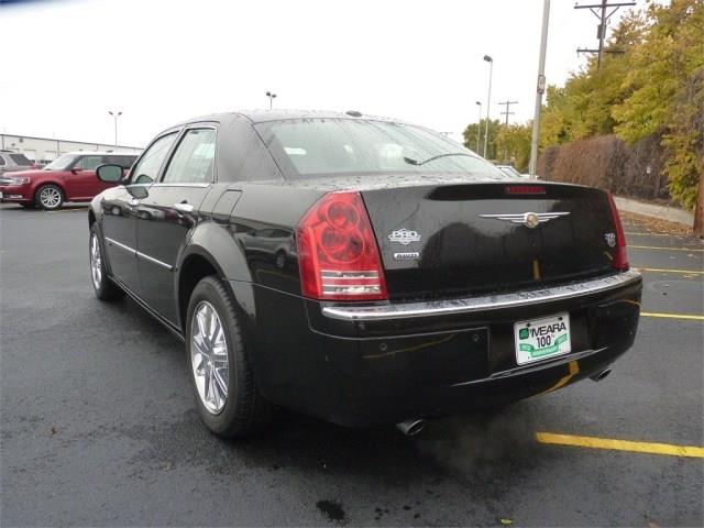 2010 Chrysler 300C Sport - Trail Rated