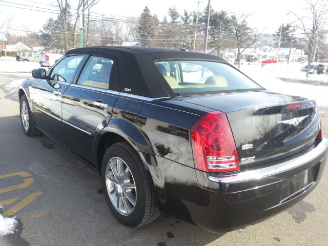 2010 Chrysler 300C GT Ram Air