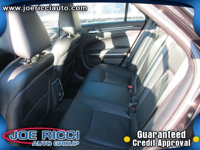 2011 Chrysler 300C Sport - Trail Rated