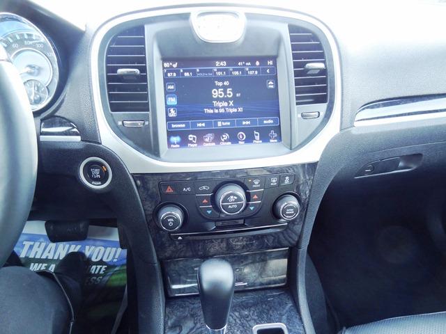 2012 Chrysler 300C Unknown