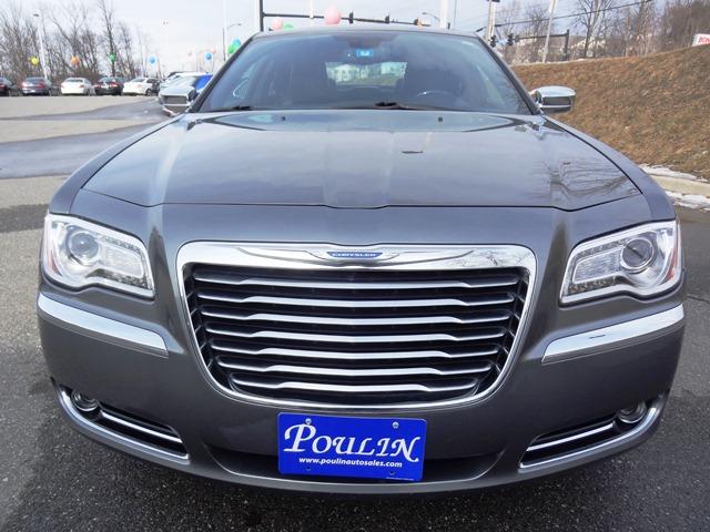 2012 Chrysler 300C Unknown