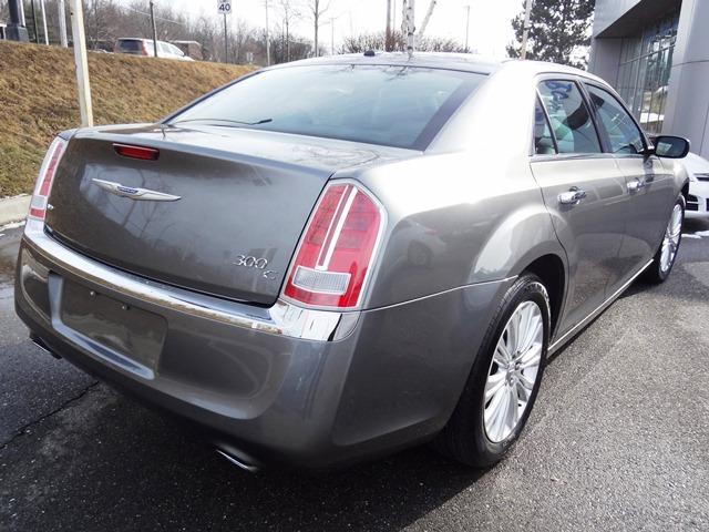 2012 Chrysler 300C Unknown