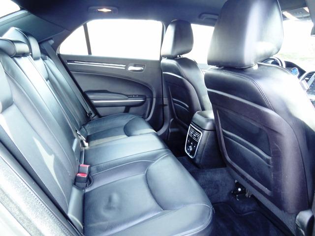 2012 Chrysler 300C Unknown