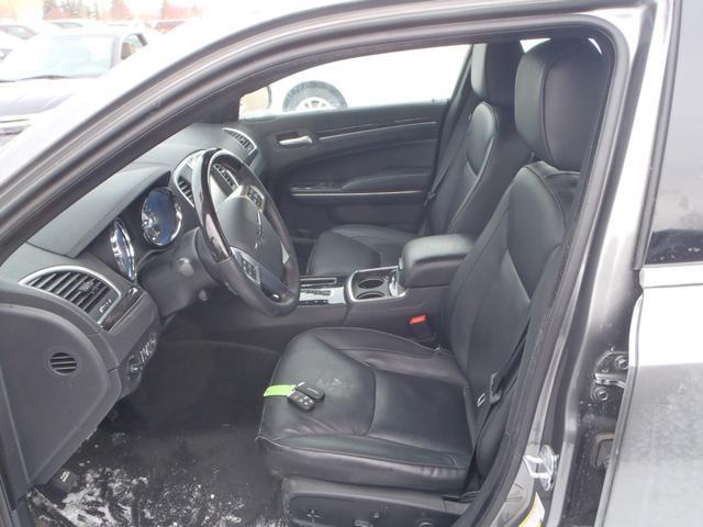 2012 Chrysler 300C Sle/4wd