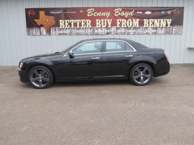 2012 Chrysler 300C Unknown