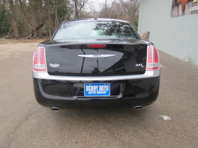 2012 Chrysler 300C Unknown
