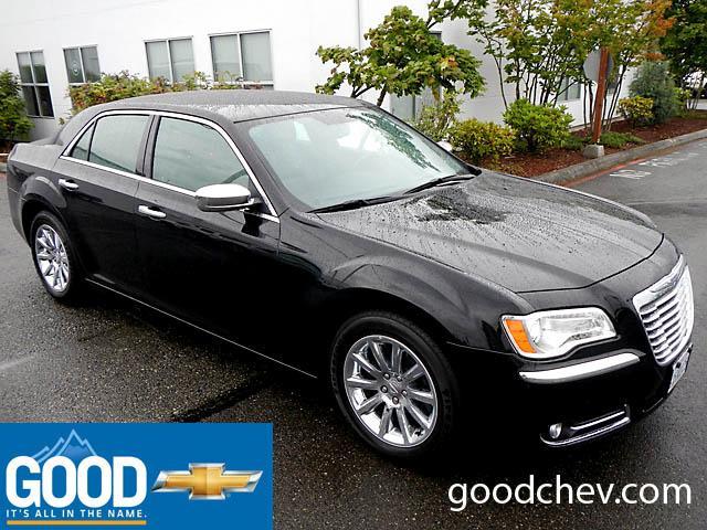 2013 Chrysler 300C 4x4 XLT