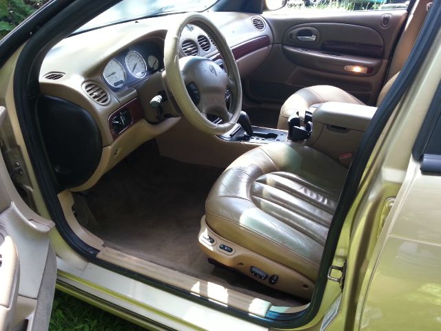 1999 Chrysler 300M Base