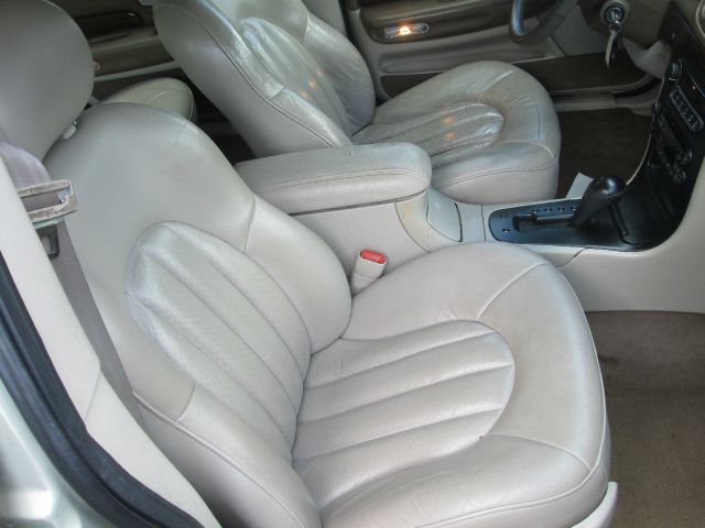 1999 Chrysler 300M Base