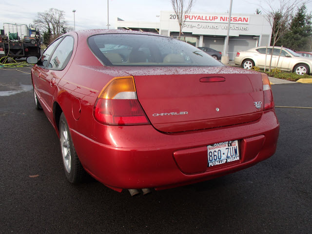 2000 Chrysler 300M Base