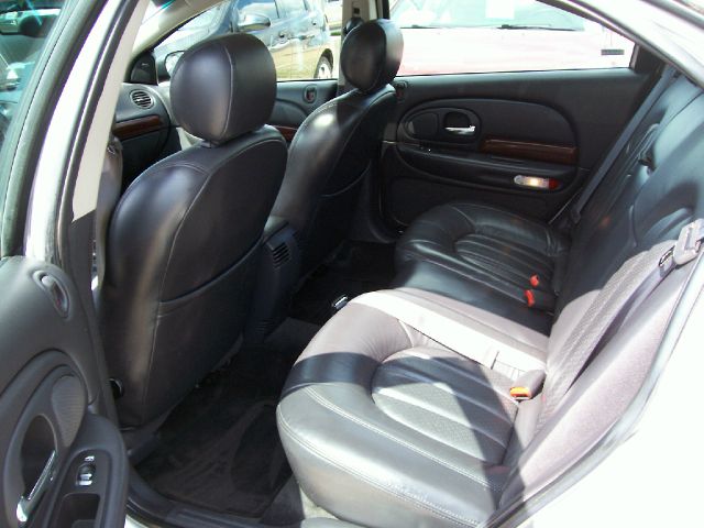 2000 Chrysler 300M Base