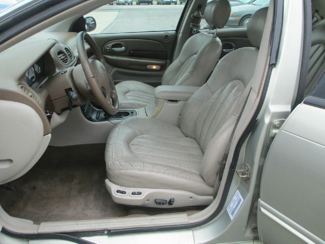 2000 Chrysler 300M Base