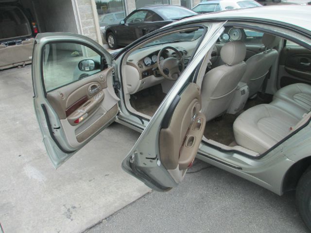 2000 Chrysler 300M Base