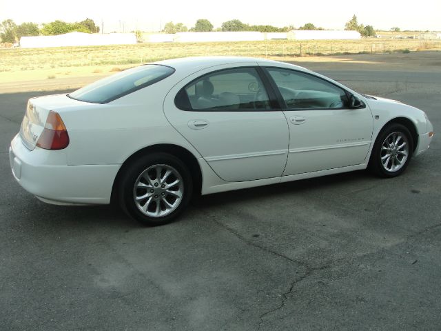2000 Chrysler 300M Base