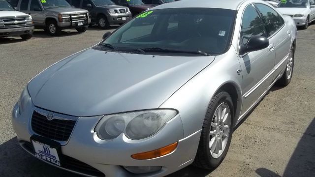 2002 Chrysler 300M Base