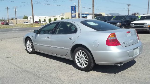 2002 Chrysler 300M Base