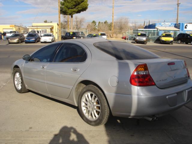 2002 Chrysler 300M Base