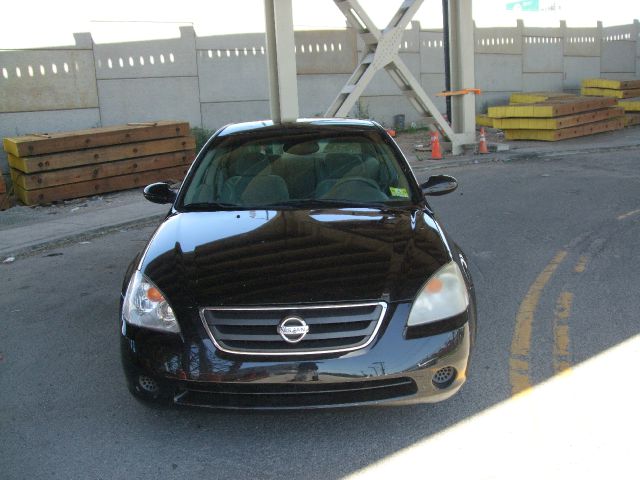 2002 Chrysler 300M Base