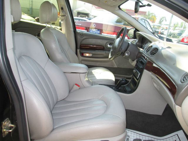 2003 Chrysler 300M Unknown