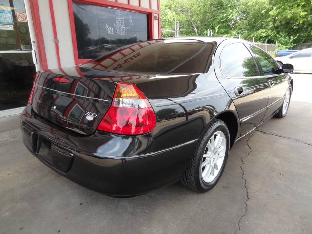 2003 Chrysler 300M Unknown