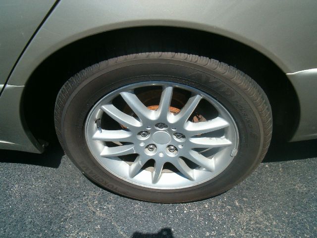 2003 Chrysler 300M Base