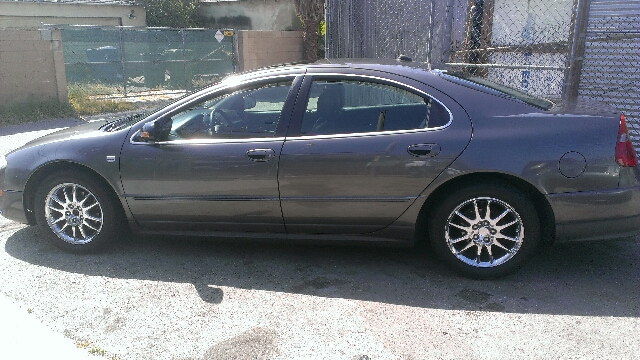 2004 Chrysler 300M Sport SUV