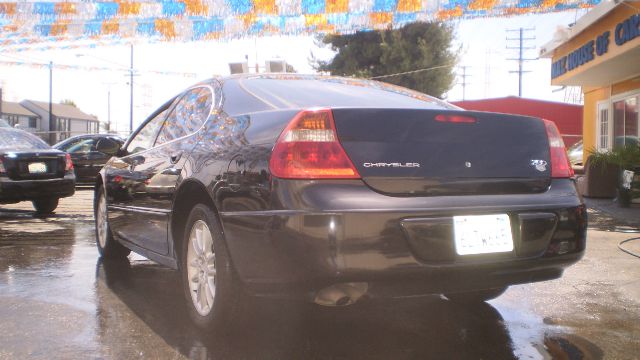 2004 Chrysler 300M Base