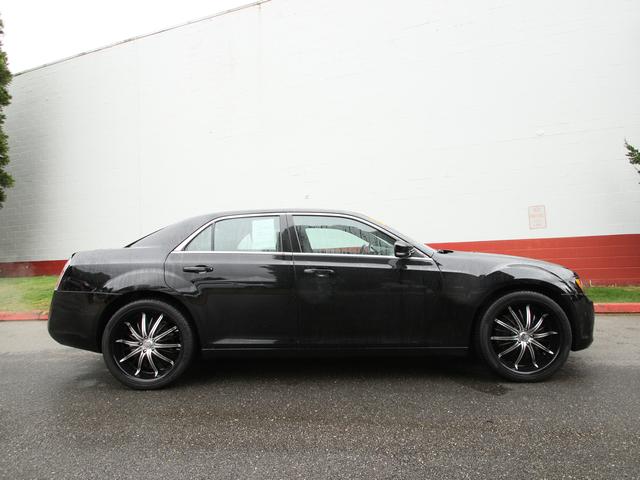 2013 Chrysler 300S Red Line