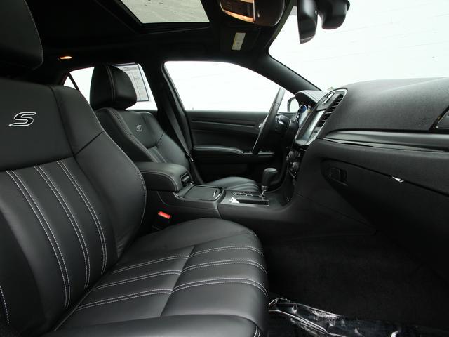 2013 Chrysler 300S Red Line