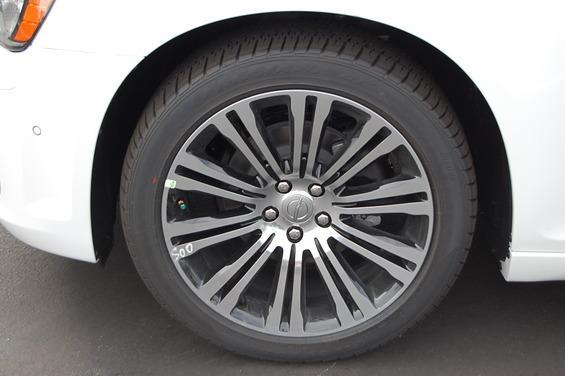 2013 Chrysler 300S LT 4X4 Extra NICE MUST SEE