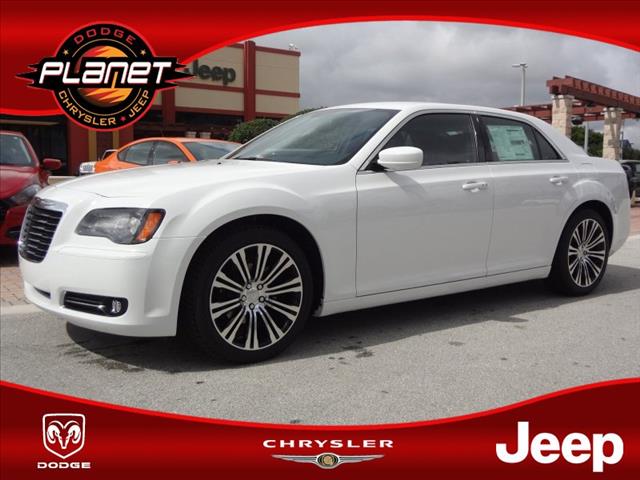 2013 Chrysler 300S XR