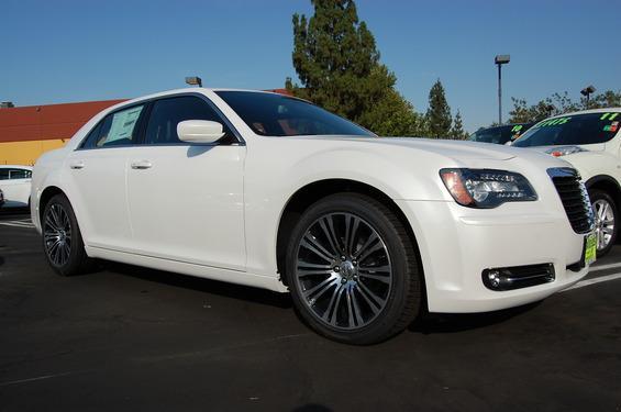 2013 Chrysler 300S LT 4X4 Extra NICE MUST SEE