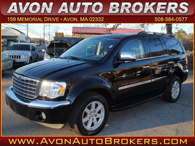 2007 Chrysler Aspen SLT 25