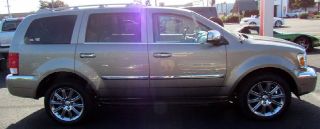 2007 Chrysler Aspen Super
