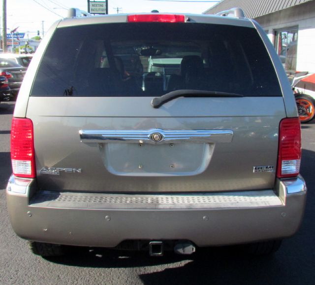 2007 Chrysler Aspen Super