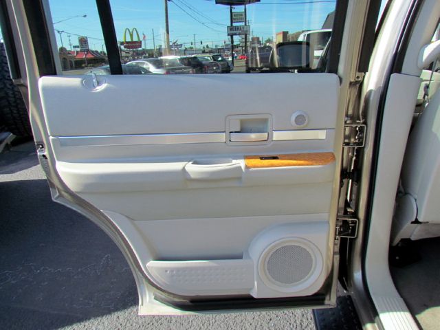 2007 Chrysler Aspen Super