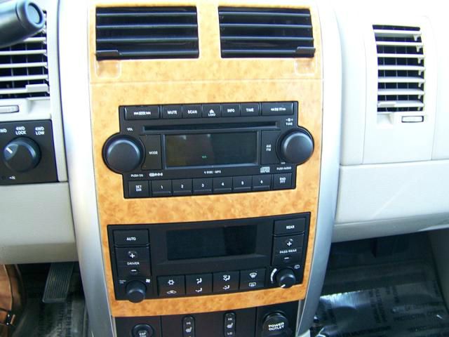 2007 Chrysler Aspen Super