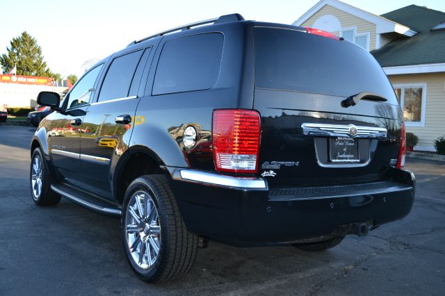 2007 Chrysler Aspen Super